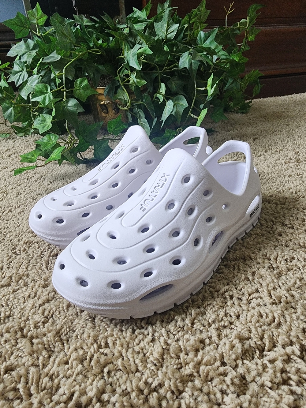 Kids Foam Clog Sandals - White